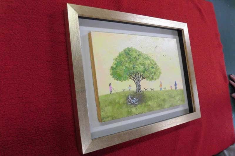 岡山のアート工房がご提案する「マット付き」を横から見た場合